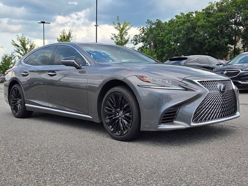 Used 2019 Lexus LS 500 w/ Interior Upgrade Package RWD image 7