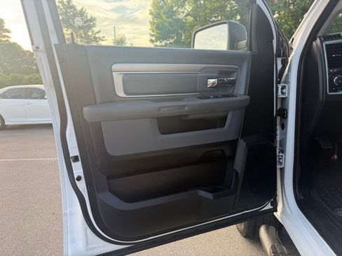Used 2019 RAM 1500 Classic Warlock AWD/4WD image 14
