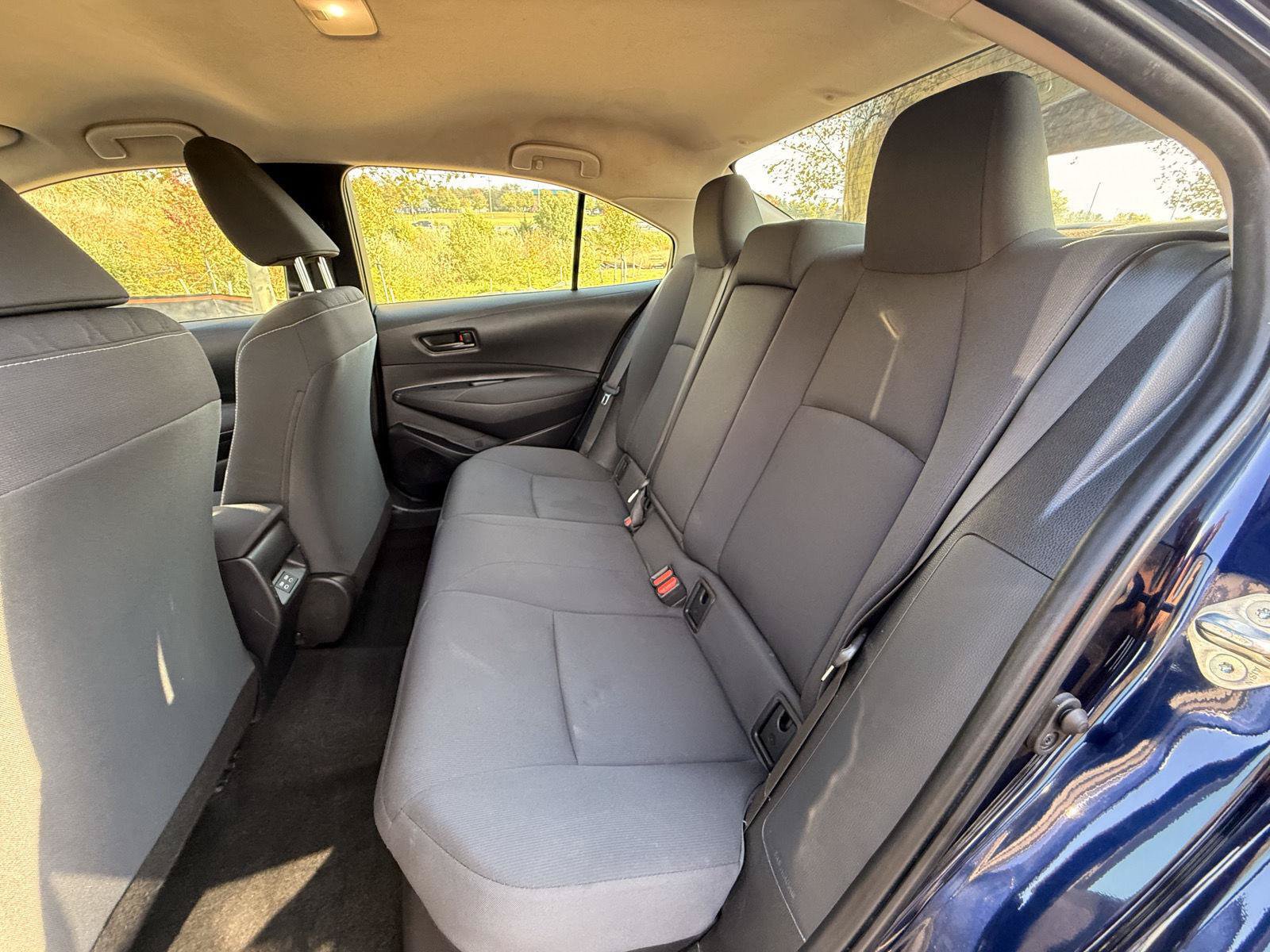 Used 2023 Toyota Corolla LE w/ Carpet Mat Package (TMS) FWD image 15