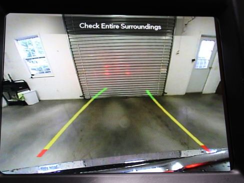 Used 2023 Chrysler 300 Touring AWD/4WD image 47