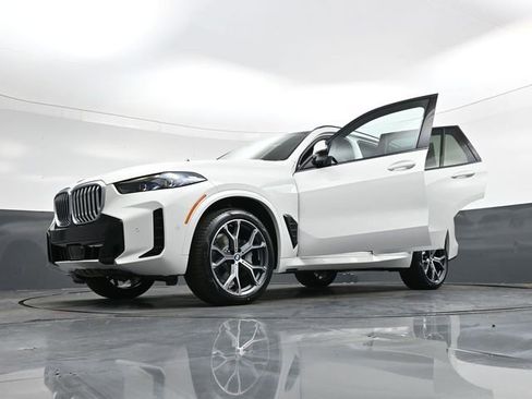 New 2026 BMW X5 xDrive40i w/ M Sport Package image 42