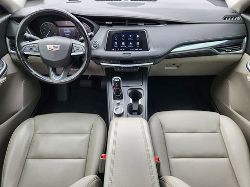 Used 2020 Cadillac XT4 Luxury w/ Cold Weather Package image 26