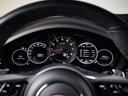 Certified 2023 Porsche Cayenne AWD/4WD image 15