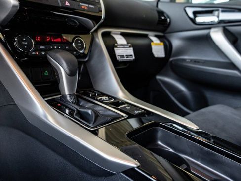 New 2025 Mitsubishi Eclipse Cross SE image 14