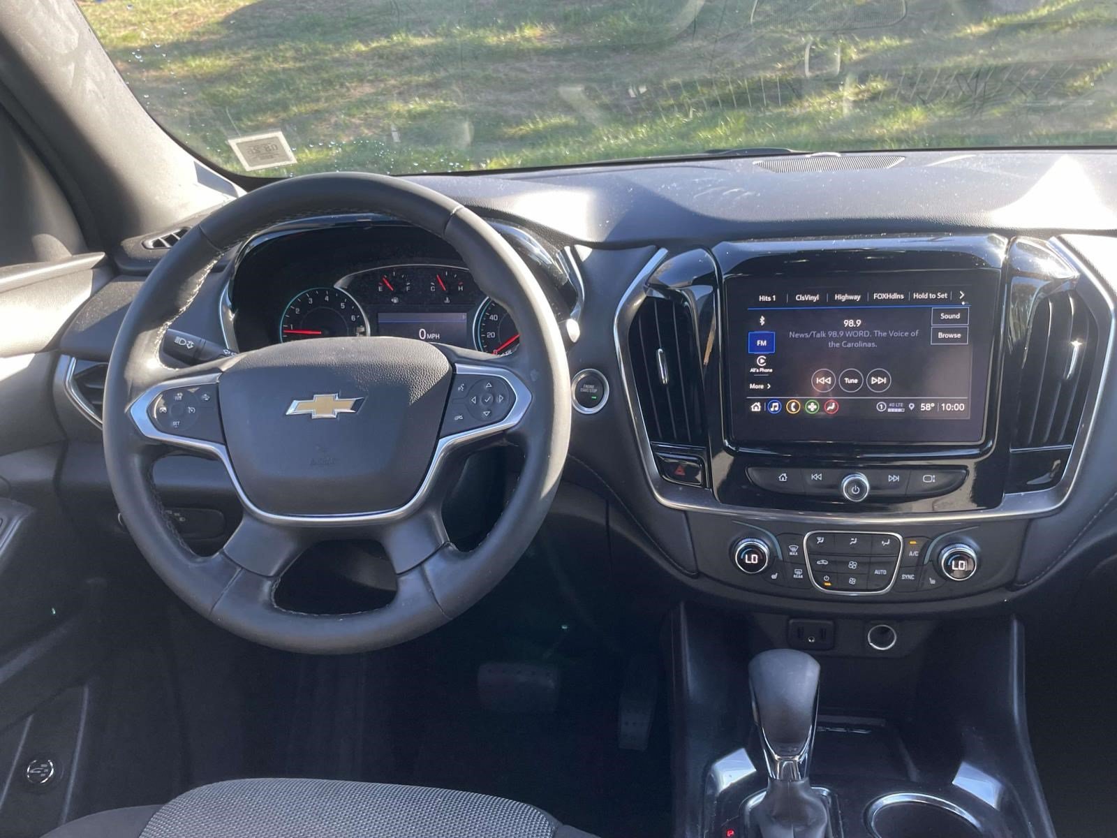 Used 2023 Chevrolet Traverse LT AWD/4WD image 11