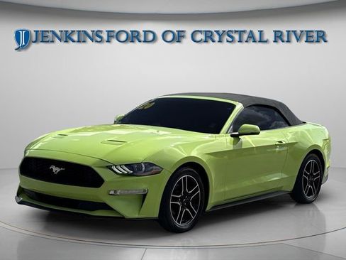 Used 2020 Ford Mustang Premium image 2