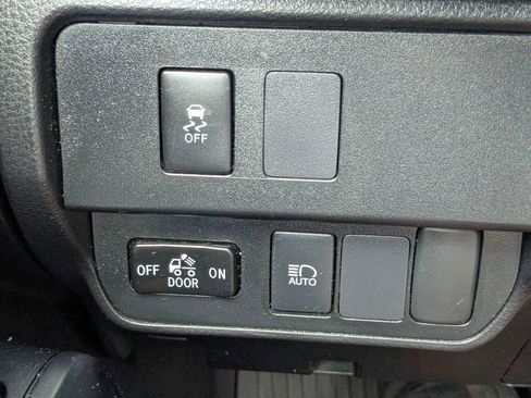 Used 2022 Toyota Tacoma SR AWD/4WD image 26