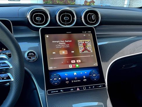 New 2025 Mercedes-Benz GLC 43 AMG 4MATIC image 7