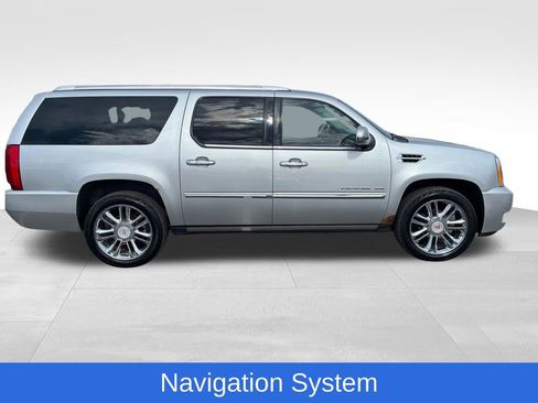 Used 2013 Cadillac Escalade ESV Platinum image 7