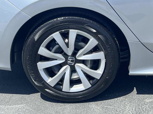 Certified 2026 Honda Civic LX image 25