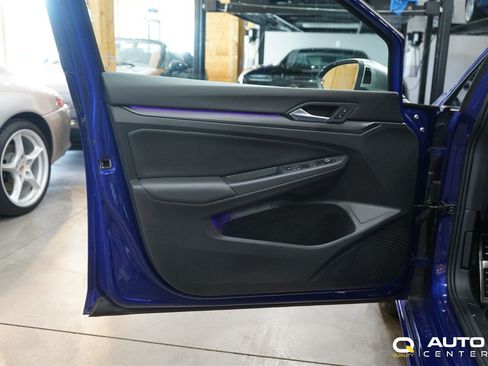 Used 2024 Volkswagen Golf R AWD/4WD image 10
