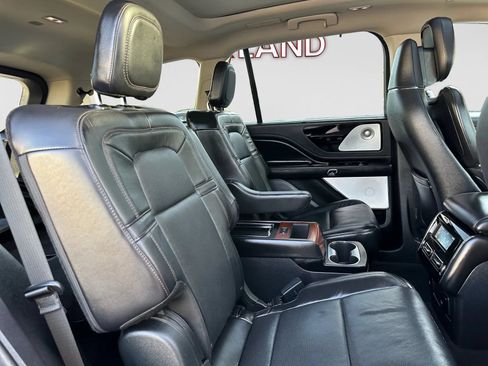 Used 2021 Lincoln Aviator Reserve w/ Equipment Group 210A AWD/4WD image 23