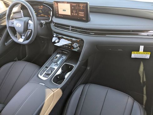 Certified 2026 INFINITI QX60 Luxe w/ Cargo Package FWD image 29