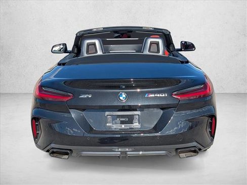 Used 2026 BMW Z4 M40i w/ Premium Package image 6
