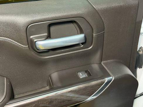 Used 2020 Chevrolet Silverado 1500 LTZ image 20