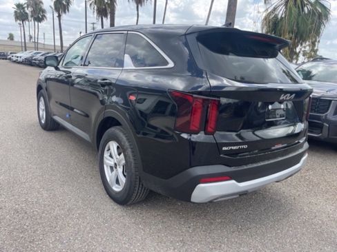 New 2026 Kia Sorento LX image 5