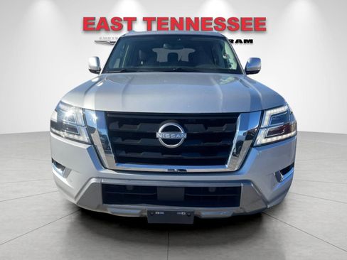 Used 2024 Nissan Armada SV image 9