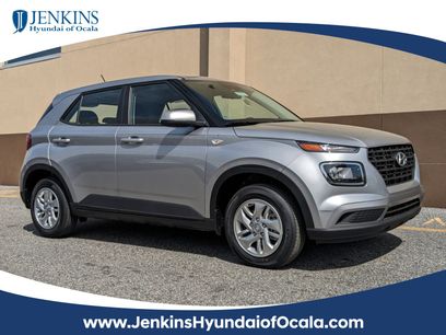 New 2025 Hyundai Venue SE