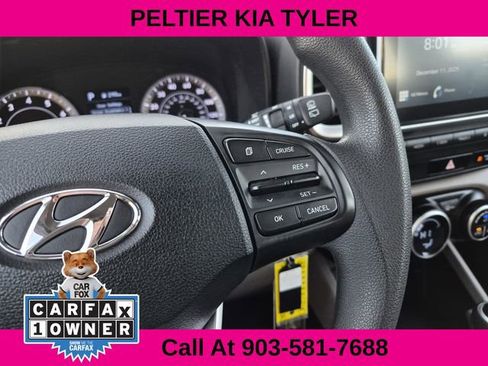 Used 2020 Hyundai Venue SEL image 27