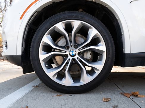 Used 2017 BMW X5 xDrive35i image 11