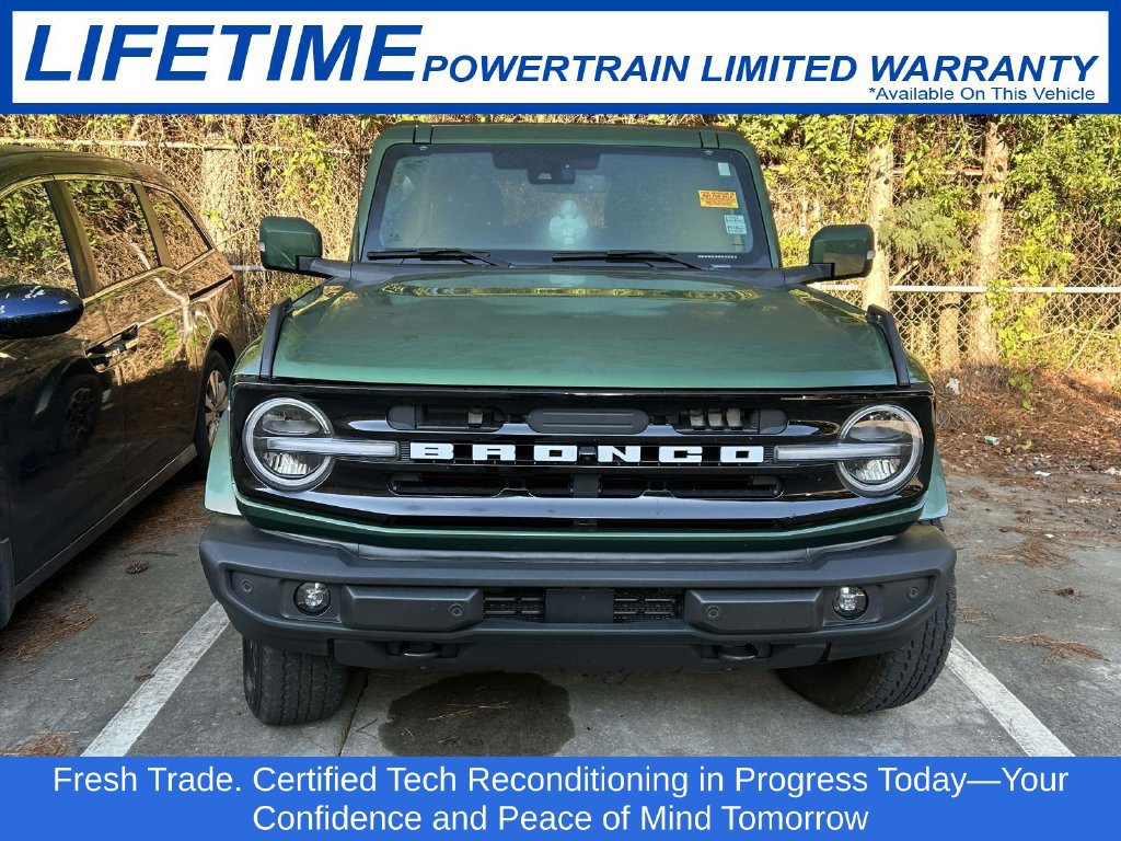 Used 2025 Ford Bronco Outer Banks AWD/4WD image 1