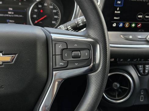 Used 2025 Chevrolet Blazer LT AWD/4WD image 15