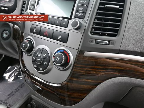 Used 2012 Hyundai Santa Fe SE image 20