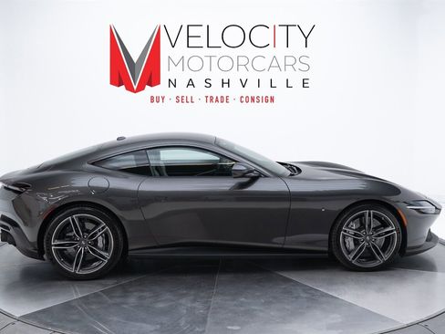 Used 2021 Ferrari Roma image 13