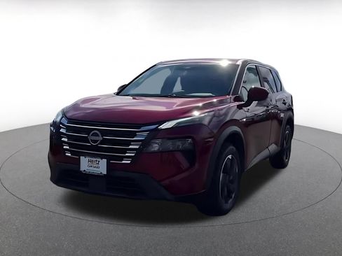 Used 2025 Nissan Rogue SV AWD/4WD image 11