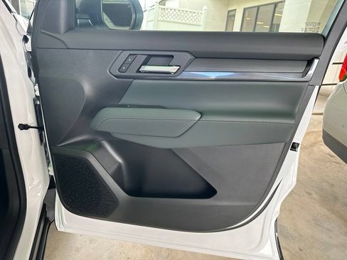 New 2027 GMC Terrain AT4 w/ Convenience Package III AWD/4WD image 35