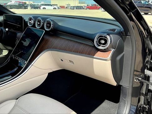 Used 2022 Mercedes-Benz C 300 Sedan image 21