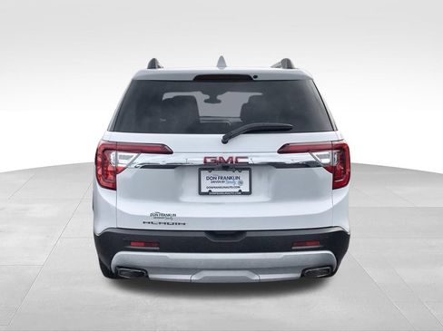 Used 2023 GMC Acadia SLE w/ Driver Convenience Package FWD image 7