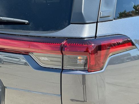 New 2026 Subaru Outback Premium w/ Premium/Limited Package AWD/4WD image 32