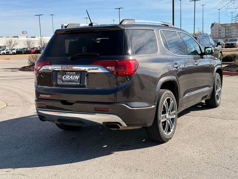 Used 2017 GMC Acadia Denali w/ Technology Package image 4