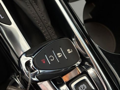 Used 2025 Chevrolet Trax LT image 21