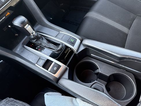 Used 2019 Honda Civic Sport image 23