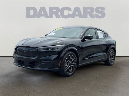 Certified 2025 Ford Mustang Mach-E Premium AWD/4WD image 3