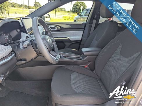 Used 2023 Jeep Compass Sport AWD/4WD image 19