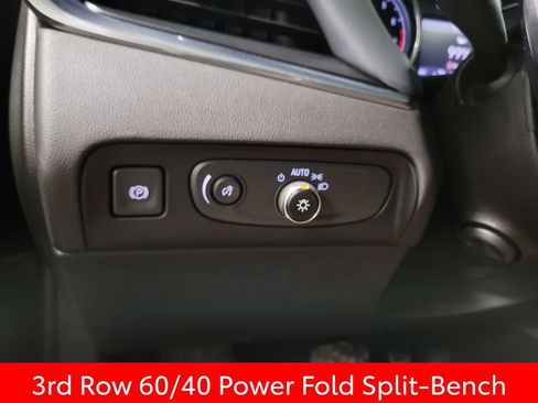 Used 2021 Buick Enclave Premium w/ Sun and Sites Package AWD/4WD image 22