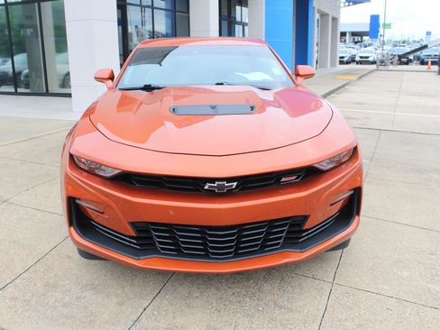 Used 2024 Chevrolet Camaro SS RWD image 2