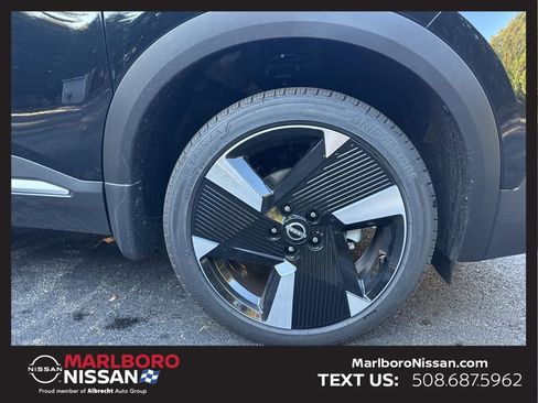 New 2026 Nissan Kicks SR w/ SR Premium Package image 10