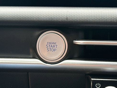 Used 2025 Hyundai Santa Cruz SEL image 24