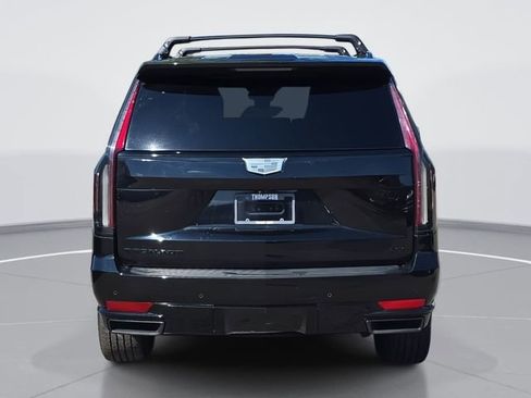 Used 2021 Cadillac Escalade Sport image 4