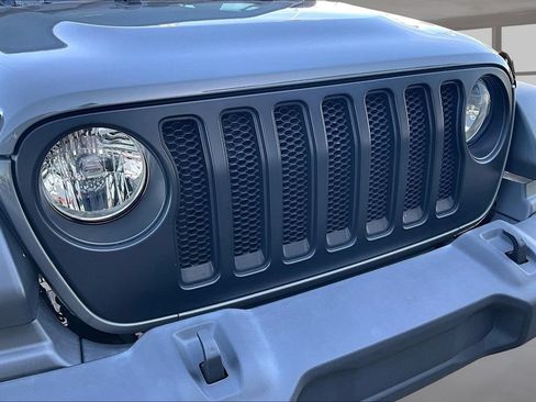 Used 2023 Jeep Wrangler Unlimited Sport AWD/4WD image 28