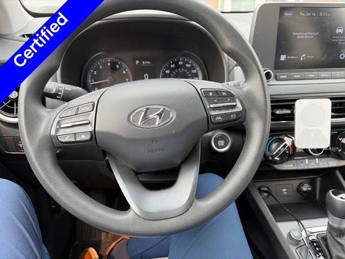 Certified 2023 Hyundai Kona SEL AWD/4WD image 8