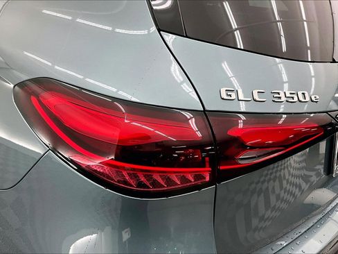 New 2026 Mercedes-Benz GLC 350e 4MATIC image 11