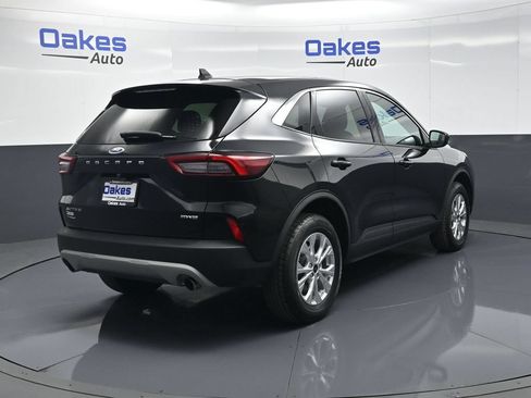 Used 2024 Ford Escape Active AWD/4WD image 8
