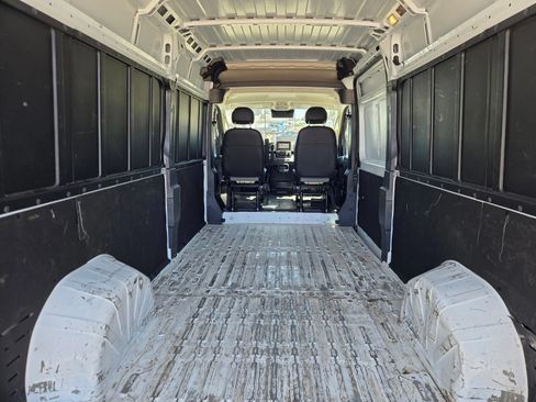 Used 2023 RAM ProMaster 2500 FWD image 16