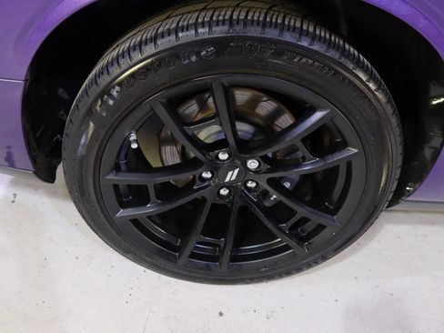 Used 2019 Dodge Challenger R/T Scat Pack w/ Shaker Package image 33