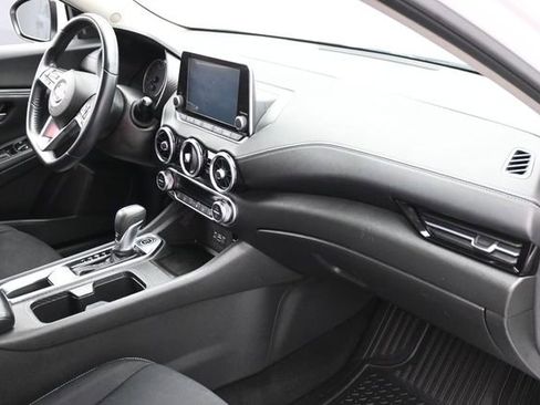 Used 2020 Nissan Sentra SV FWD image 28